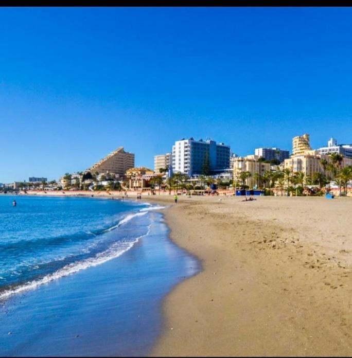 Апартаменти Iris Vistas Sea & Sun Бенальмадена Екстер'єр фото