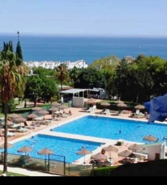 Апартаменти Iris Vistas Sea & Sun Бенальмадена Екстер'єр фото